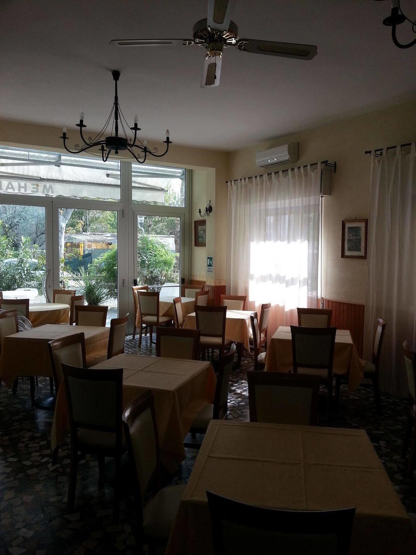 Mehari Rimini - Family Hotel Экстерьер фото